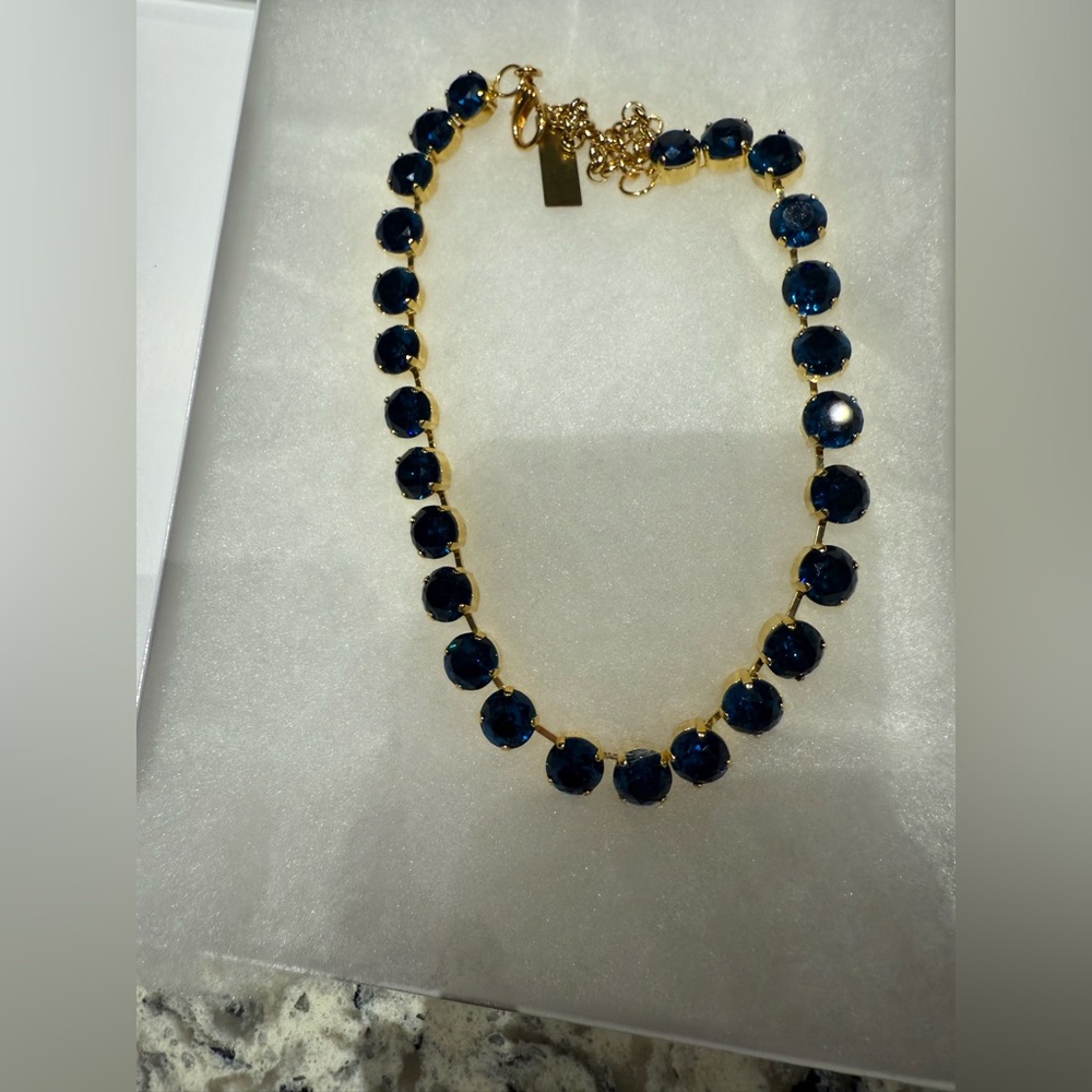 Elegant Gold and Blue Necklace